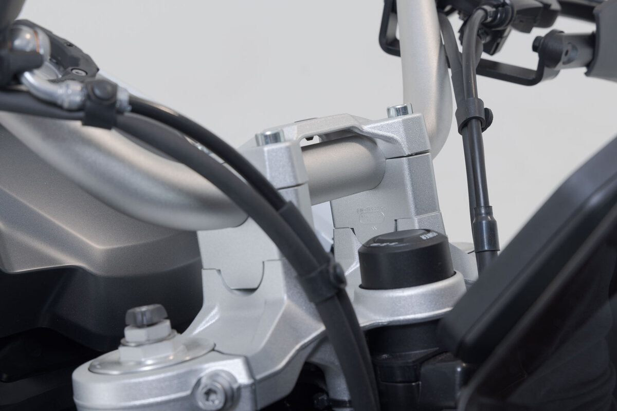 Handlebar Risers Silver 30mm For BMW F850GS/GSA – SW-Motech