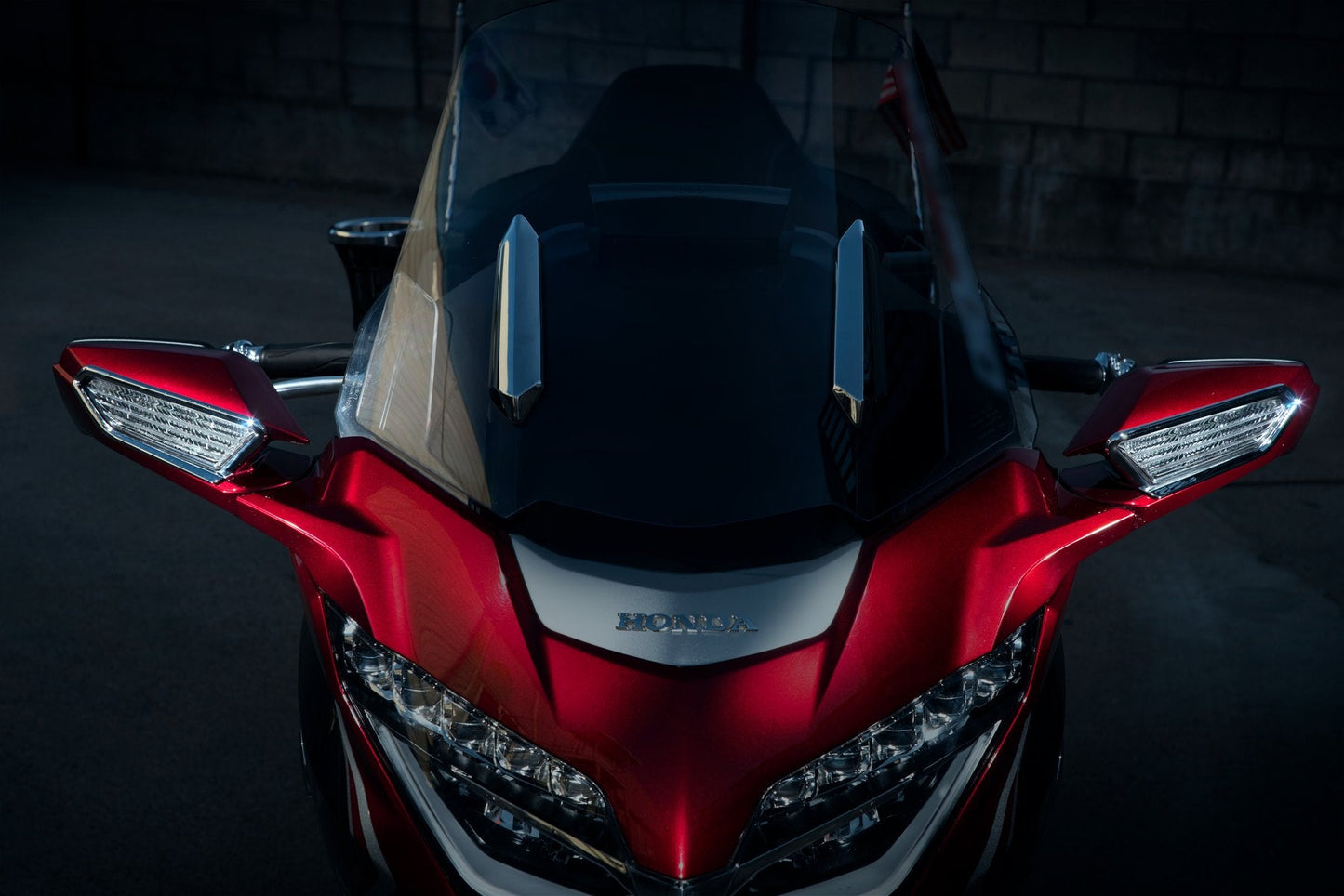 TWINART Mirror Surround - Honda Goldwing - Ciro Goldstrike
