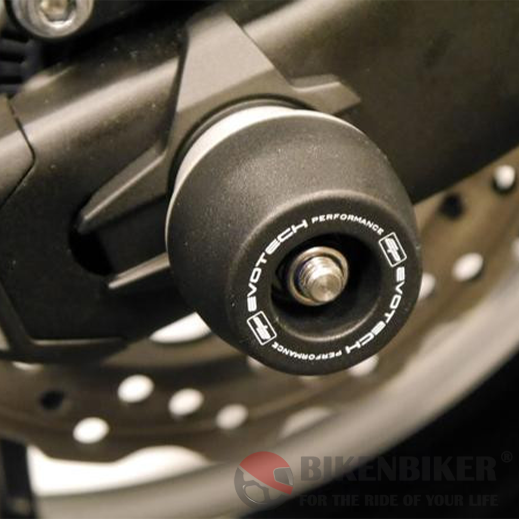 Kawasaki Z900 Rear Spindle Bobbins 2017+
