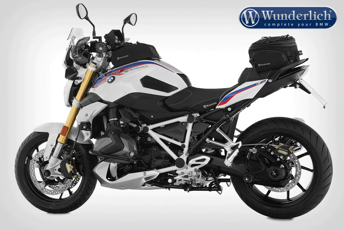 BMW R1250R Ergonomics - Tank Pads - Wunderlich