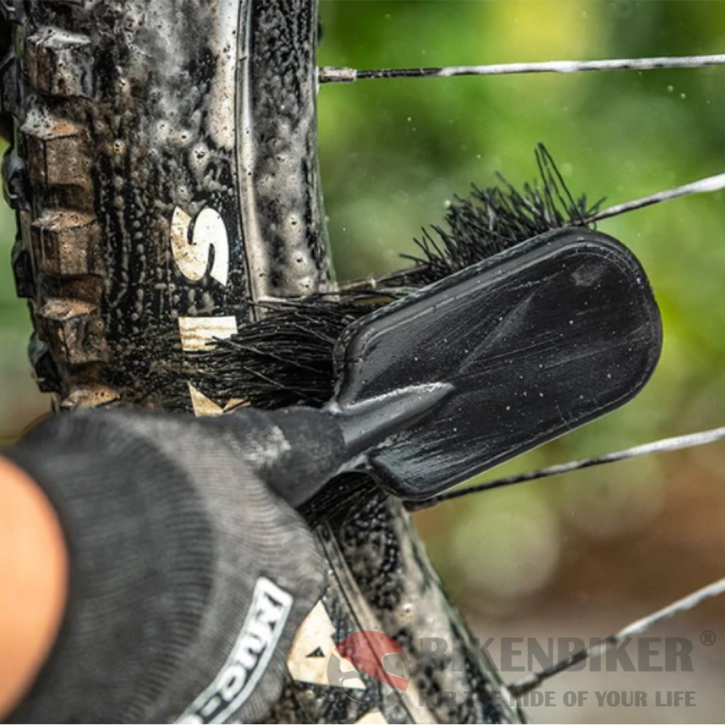 Muc-Off Tyre & Cassette Brush