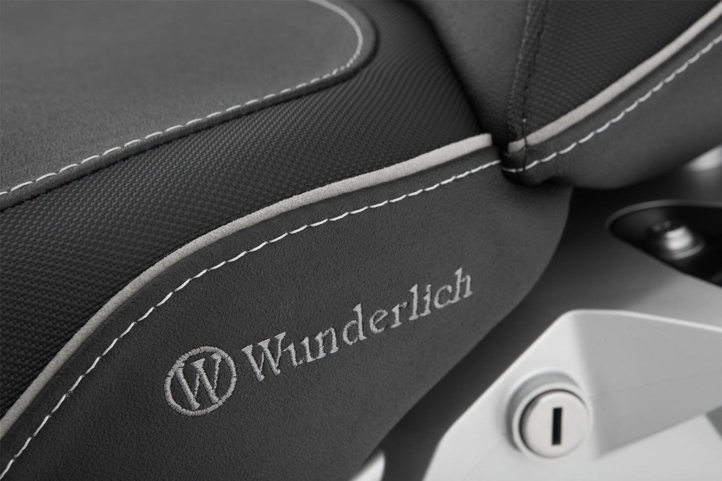 BMW R1250 GS/A Ergonomics - "ActiveComfort" Heated Front Seat - Wunderlich