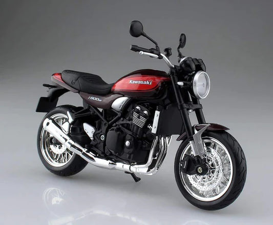 Maisto Kawasaki Z900 RS  1:12 Scale Model