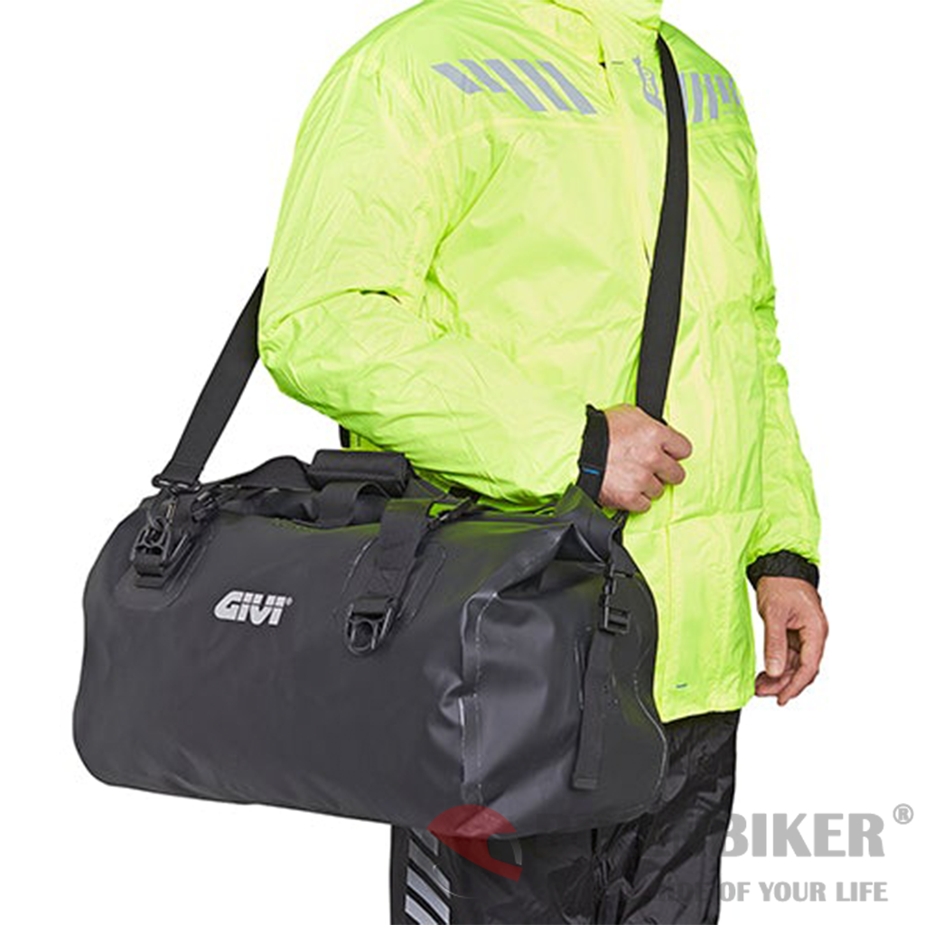 EA115BK Waterproof Cylinder Seat Bag 40 Litres, Black - Givi