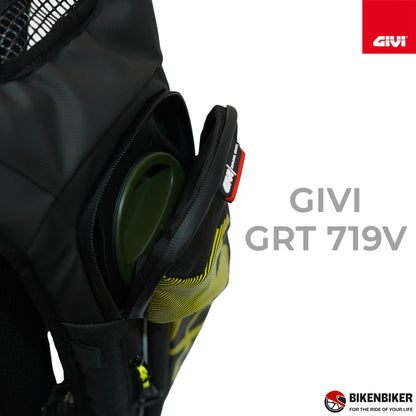 GRT719V Rucksack with Integrated Water Bag, 3 Litres - Givi