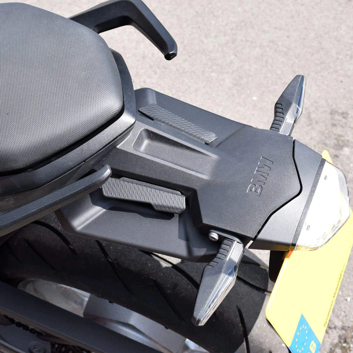 BMW F900 R/XR Protection - Splash Guard - Pyramid Plastics