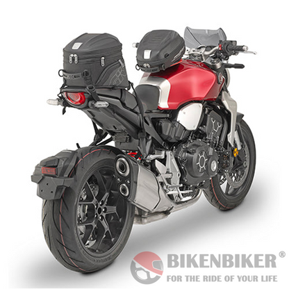 ST607B Expandable Thermoformed Tank/Tail Bag, 22 Litres - Givi