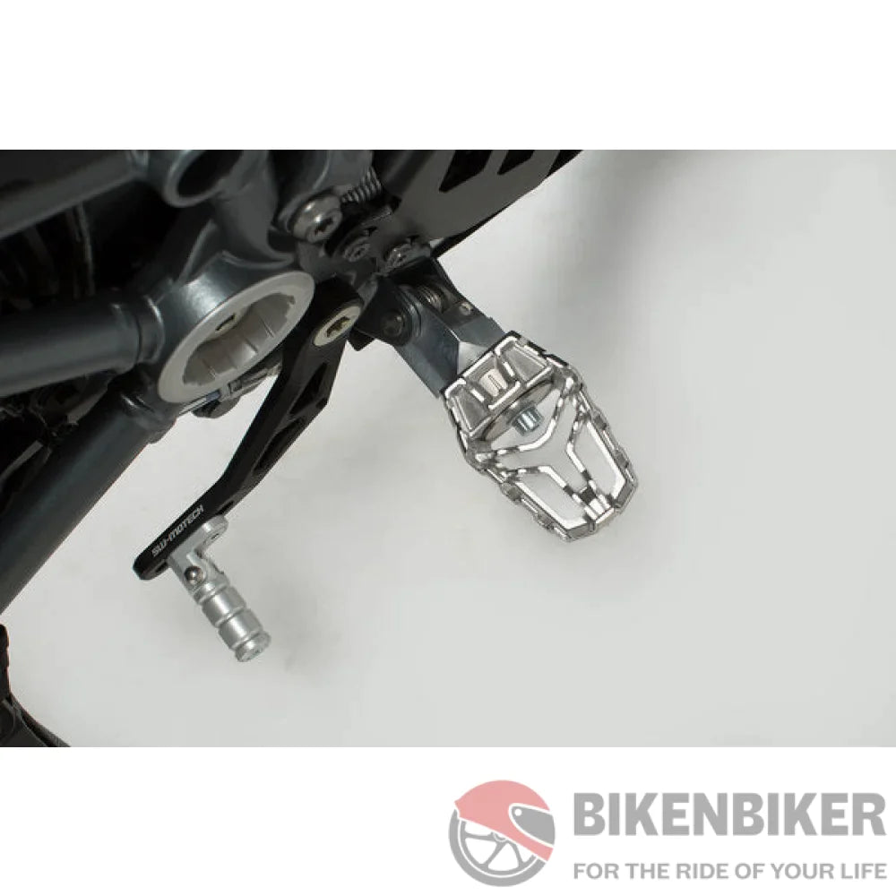 Bmw G 310 Gs Ergonomics - Evo Footrest Kit Sw-Motech Footpegs