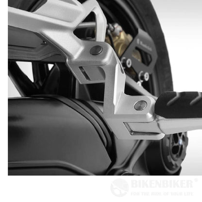 BMW R1250R/RS Ergonomics - Passenger Footrest Lowering Kit - Wunderlich