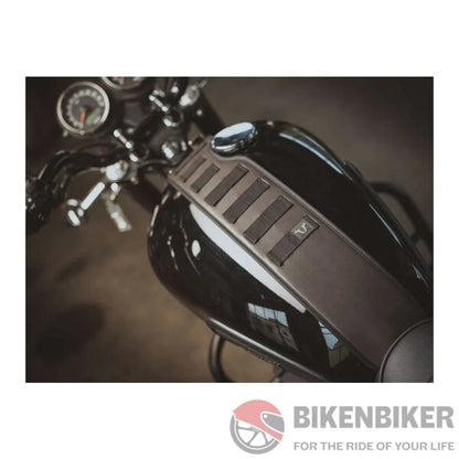 Triumph Bonneville/Thruxton Luggage - Legend Gear Tank Strap Sw-Motech Accessories